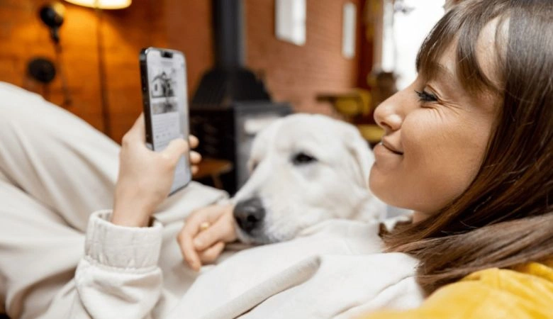 Keep Tabs on Pets While You’re Away