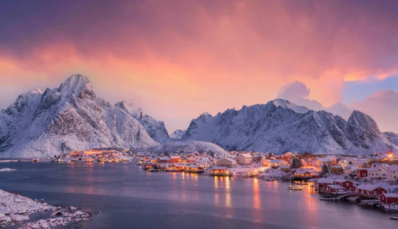 Hamnøy – Norway’s Arctic Beauty